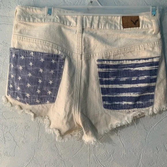 Women's Cream Denim Shorts - Picture 2 of 2